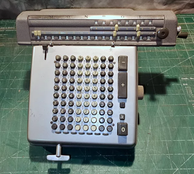 Vintage Monroe LA7-160 Adding Machine