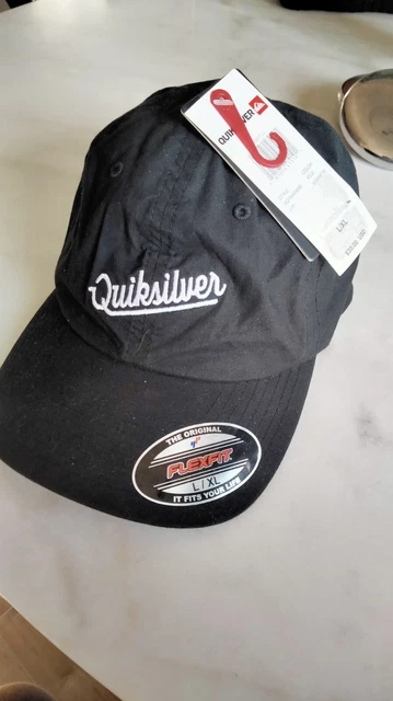 Brand New QUIKSILVER CAP HAT MENS FLEXFIT Arch Brim Surf large - xl With Tags
