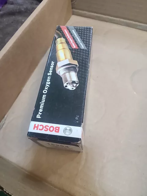 Oxygen Sensor-Engineered Bosch 15284