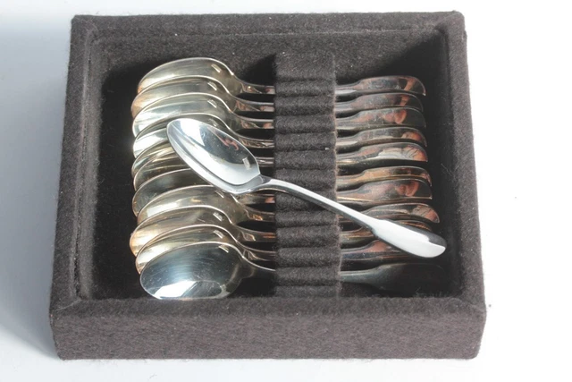 12 Cuillères à moka Orfèvre CHRISTOFLE - Arts de la table