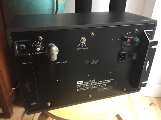 Klein & Hummel K+H O98 aktiv Lautsprecher professional Studiomonitor 2