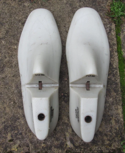 Spring Line Lasts PAIR PLASTIC SPRING Line Shoe Lasts Size UK 10.5 10 1/2 £16.00 ...