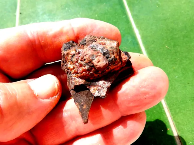 Minerales " Extraordinaria Goethita Irisada De Tharsis (Huelva)  -  2D13 "