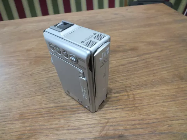 Original JVC Silber Camcorder GR-DVP1Eg Ohne Zubehör Kamera Ungeprüft Als DEFEKT