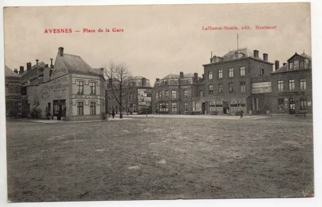 AVESNES Nord CPA 59 la place de la gare - l'hotel de la gare