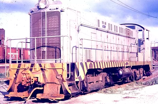 LaSalle & Bureau County RR # 9, Baldwin DS-4-4-1000 diesel  Dup 35mm color slide