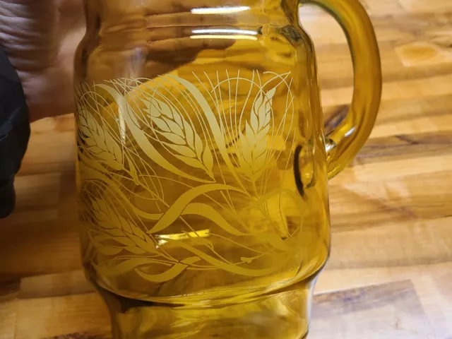 VTG Pitcher Anchor Hocking Golden Harvest Wheat Amber Yellow Glass Ombre Yellow