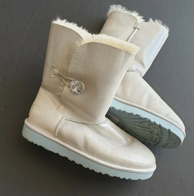 Ugg Boots Size 10 Bailey Button Bling I Do