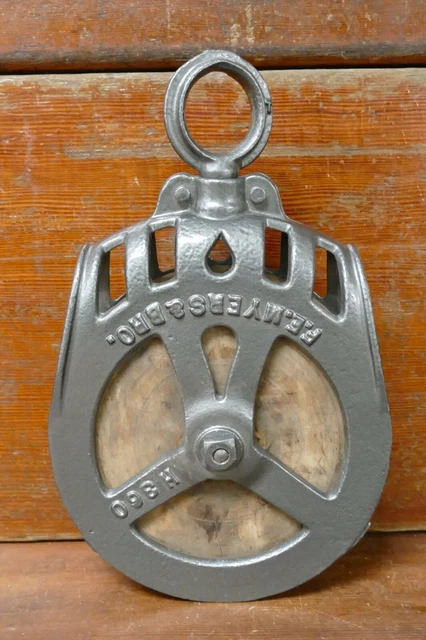 Antique F.E. Myers & Bro. Co. Ashland Ohio Cast Iron Portable Drop Pulley H360