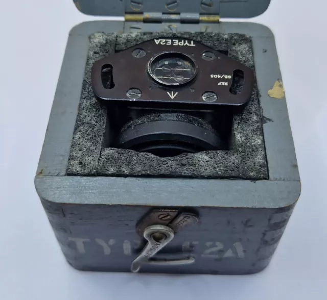 British RAF Military Issue Air Ministry Aircraft Type E2A Compass In Fitted Box