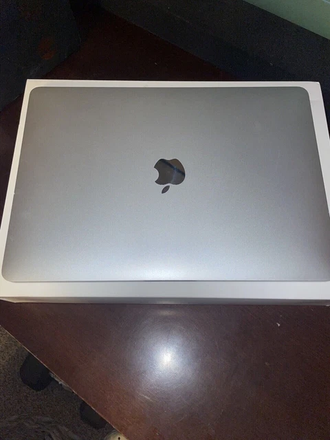 Apple MacBook Pro 13" 2020 grigio - Core Intel i7 8 GB RAM 256 GB SSD touchbar