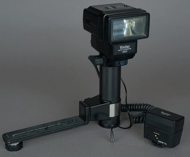 EX+ Vivitar Auto Thyristor 3900 Torch Handle Flash w/AP-3 TTL Adapter f/Minolta