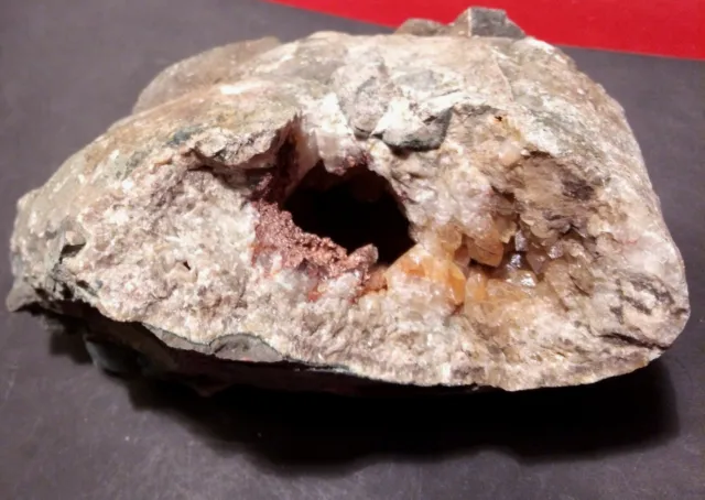 Mineralien Sammlung Druse Quarz, Deutschland, Geode 18 * 14 * 8 cm, 2371 Gramm 3