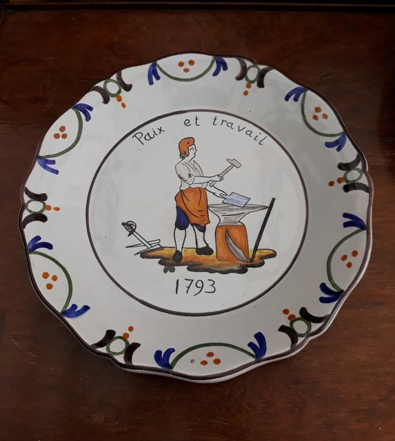 Assiette Ancienne NEVERS Révolutionnaire PAIX et TRAVAIL 1793