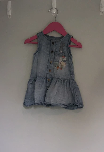 Pacchetto di vestiti per bambine età 6-9 mesi 4