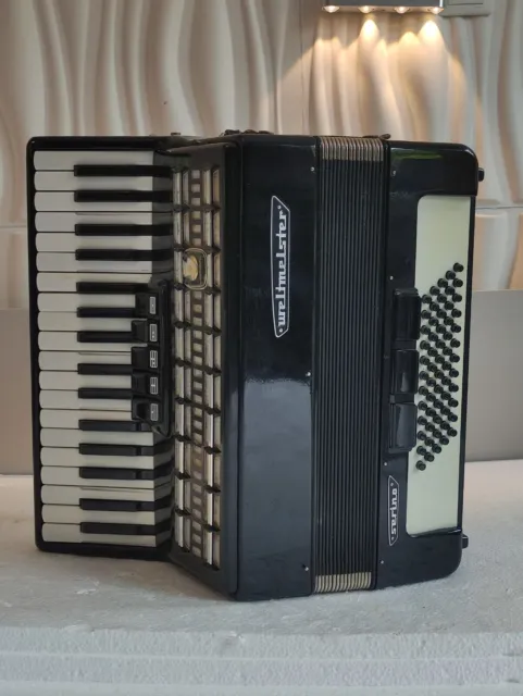 Piano accordion akkordeon  WELTMEISTER  SERINO 60 bass