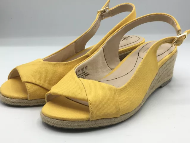 Life Stride Socialite Womens Yellow Canvas 2" Wedge Heel Shoes 10 M Peep Toe