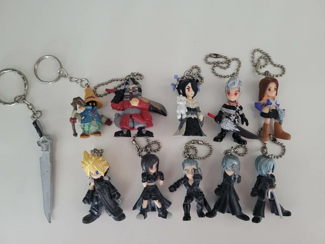 Lot de 11 porte-clefs mini figurines chibi Final Fantasy VII, VIII, IX, X, X-2