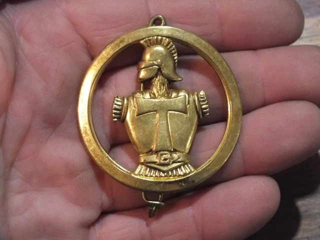 Pin's F.F.C. FEDERATION FRANCAISE DE CYCLISME Signé: Beraudy Vintage #5