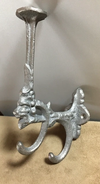 Triple Wall Coat Hat Hook Hanger, Cast Iron Antique Style Lion Head Silver NEW