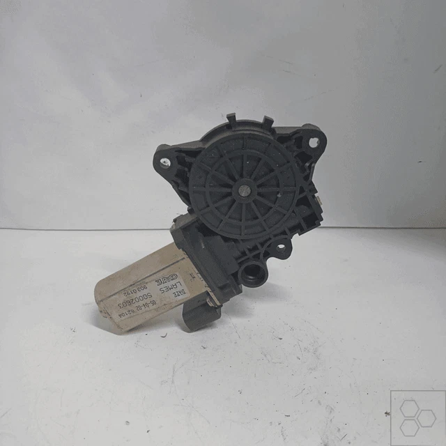 Moteur Essuie-glace Arrière Pour Mercedes ML, GL, R - Gauche Ou Droite - Compatible Références 2518200042