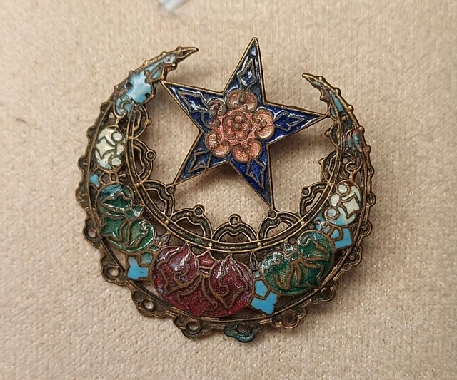 Insigne Broche Ancienne émaillée Angoulême - Occasion - Collection