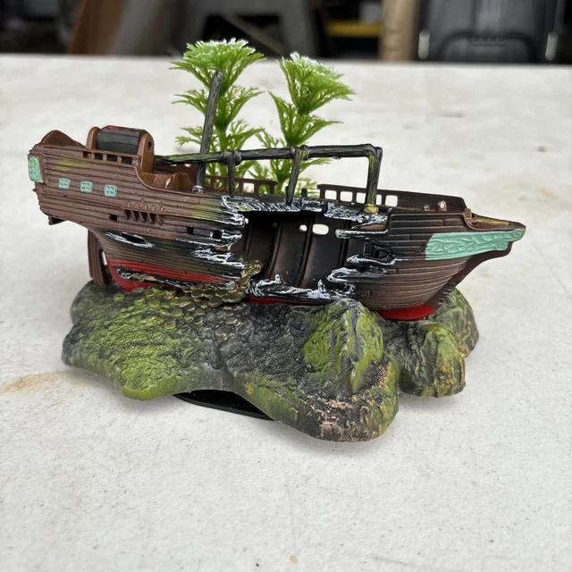 VTG ACTION AIR 1998 PennPlax Sunken Ship Decoration Fish Tank Aquarium
