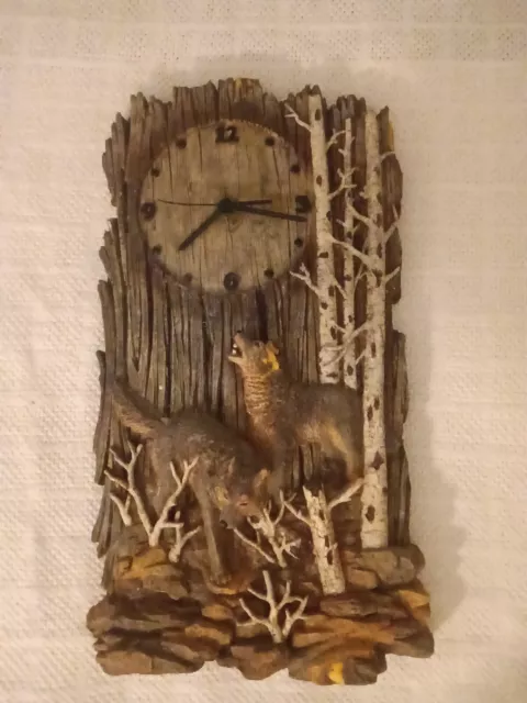 WOLF Wall Clock Cabin Woods Nature Faux Wood Look Country Outdoors Trees