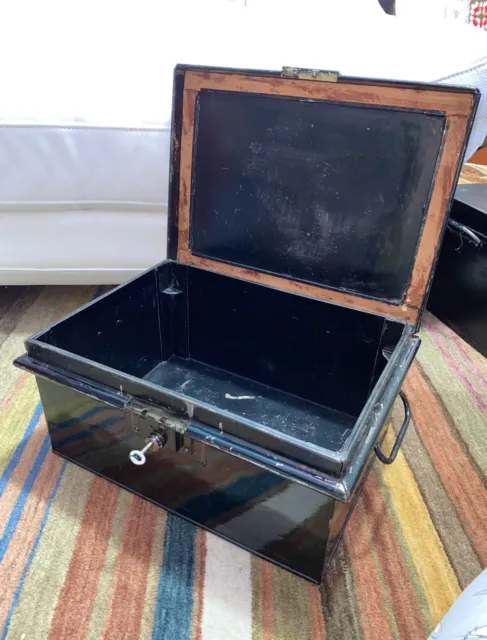 ⭐️ Vintage Black Metal Locking Box File Box Tool Art Box Craft Storage Handles