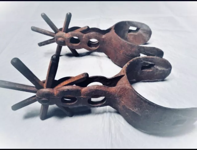 Antique Vintage Cast Iron Western Cowboy Mexican Spur, 8 Point Rowel