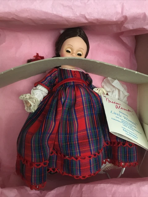 MADAME ALEXANDER DOLL LITTLE WOMEN ~JO~ With Stand 7” IN BOX 97S