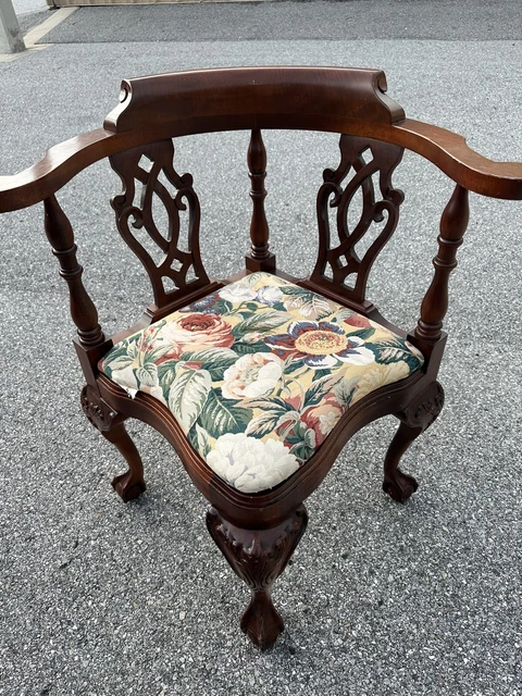 Antique Victorian  Corner Chair