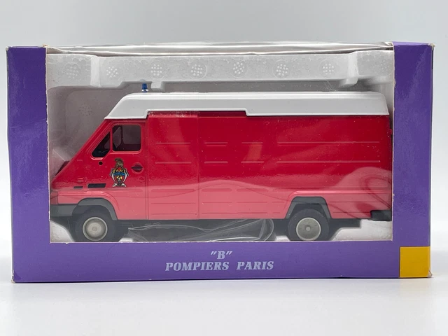 Eligor 1/43 - Renault Master B120 Double Cabine, éclairage Pompiers, Modèle Modifié