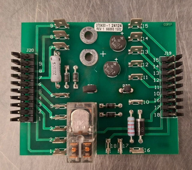 4-WAY PLUG-IN RELAY BOARD 24VDC OPEN BASE. POSITIVE - Foto 11