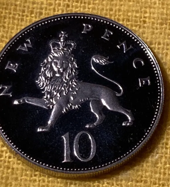 Uk 1980 Lion Passant Crown 10P Ten Pence Proof Coin- Large Type