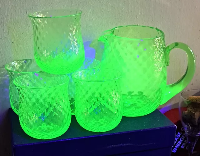 Art Deco Uranium Set of Five Green  Murano Drinking Glasses with Jug