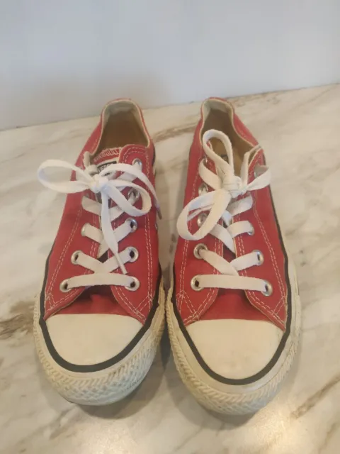 Converse All Star Low Top Red And White Unisex Men's Four Women's Six