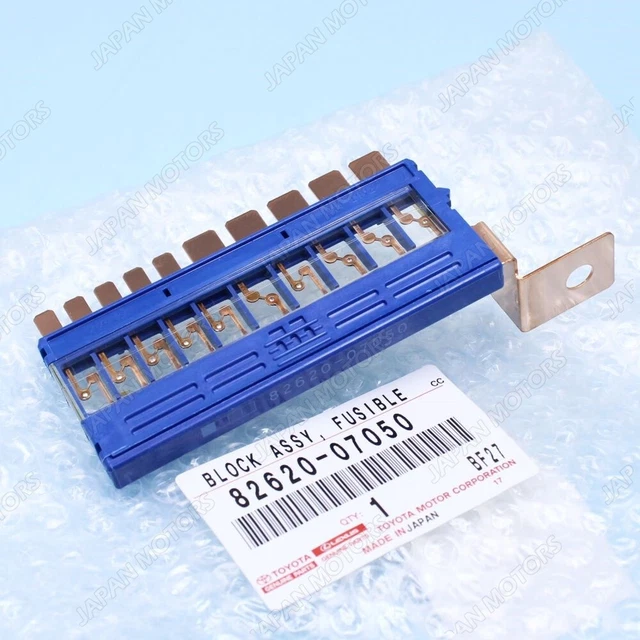 GENUINE TOYOTA Relay Box Fusible Link Block Assembly Camry Avalon 82620