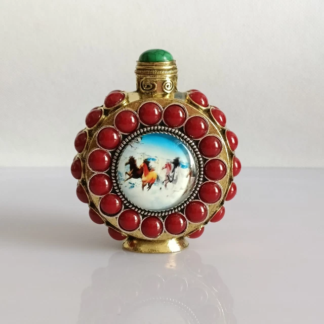 Perfect Chinese Copper Hand-painted Eight Horses Noctilucent Snuff Bottle A04