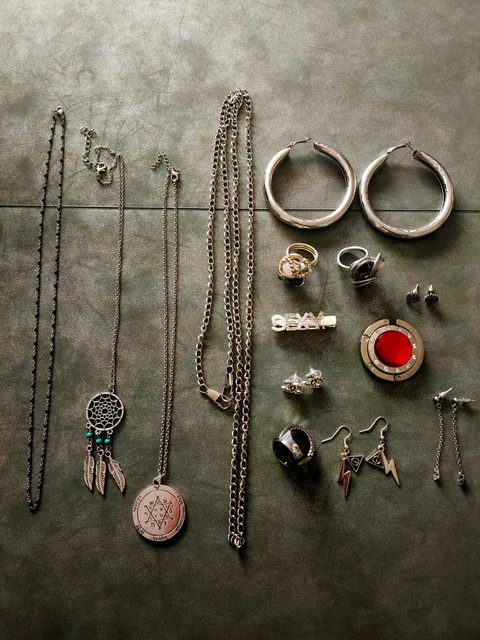 Lot De Bijoux Anciens Fantaisie Argentés - Vintage, Métaux Mixtes, Occasion Rare