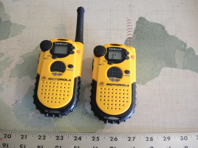 2 Motorola Talkabout 101 Yellow Wireless Two-way Radio Walkie Talkies