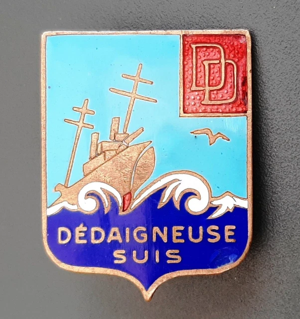 Insigne De Boutonnière SC Toulon – Émail – Fabriqué En France – Occasion