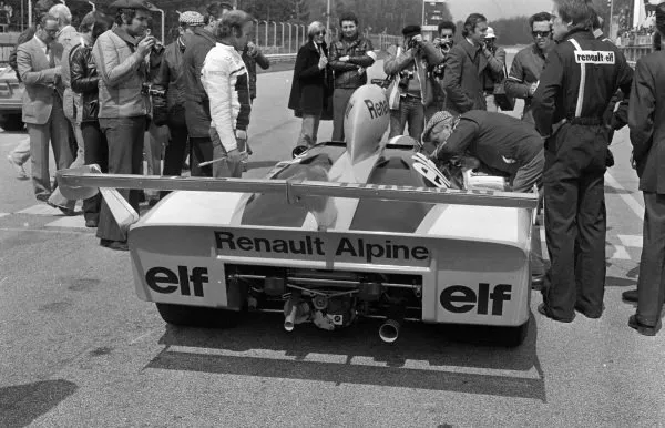 JP Jabouille Jacques Laffite Alpine A442 Renault Gordini 1976 Racing Photo 3