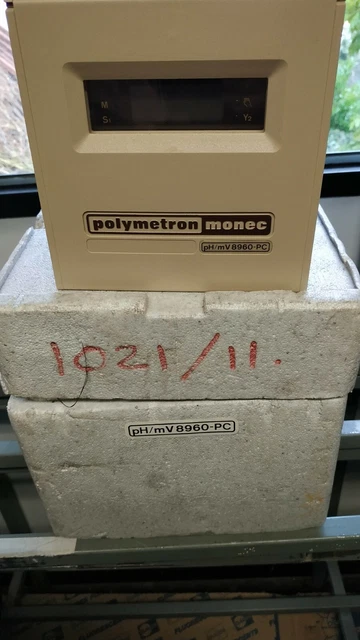 Polymetron Monec Conductivity Meter Ph/Mv 8960 Polymetron Monec Conductivity Meter Ph/Mv 8960
