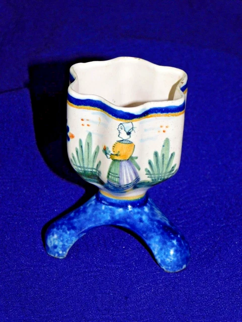 ANCIEN COQUETIER BRETON signé Quimper F361 DF AP décor floral piedouche. EUR 12,00 - FR