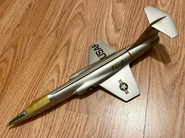 VINTAGE USAF LOCKHEED F-104A Starfighter Jet Airplane Desk Model