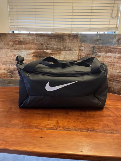 Nike Brasilia Swoosh Training 15.8gal Duffle Bag (BC5121)
