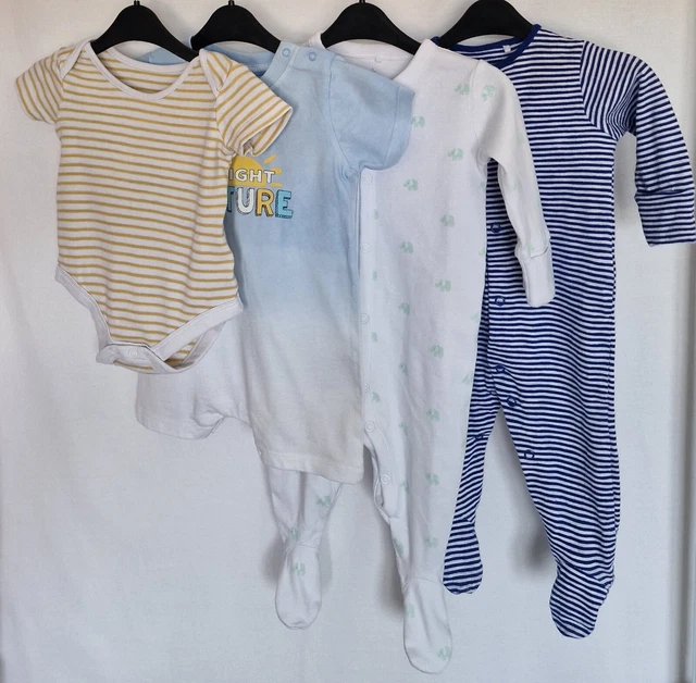 Pacchetto vestiti per bambini età 3-6 metri. Usato. Condizioni perfette. Marchi misti. 9