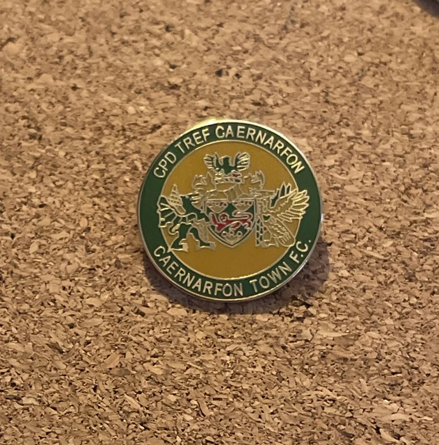 CAERNARFON TOWN FC Welsh Premier Football Pin Badge £9.99 PicClick UK