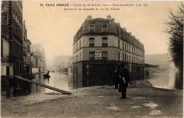 CPA PARIS 15e Boulevard de Grenelle Rue des Usines Paris INONDE 1910 (536073)